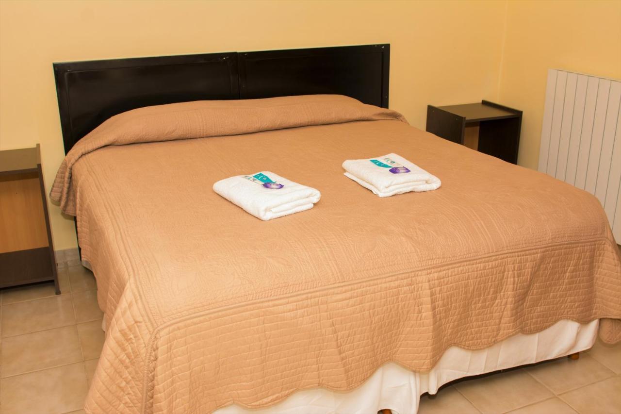 Hostel Pioneros Del Valle El Chalten Εξωτερικό φωτογραφία