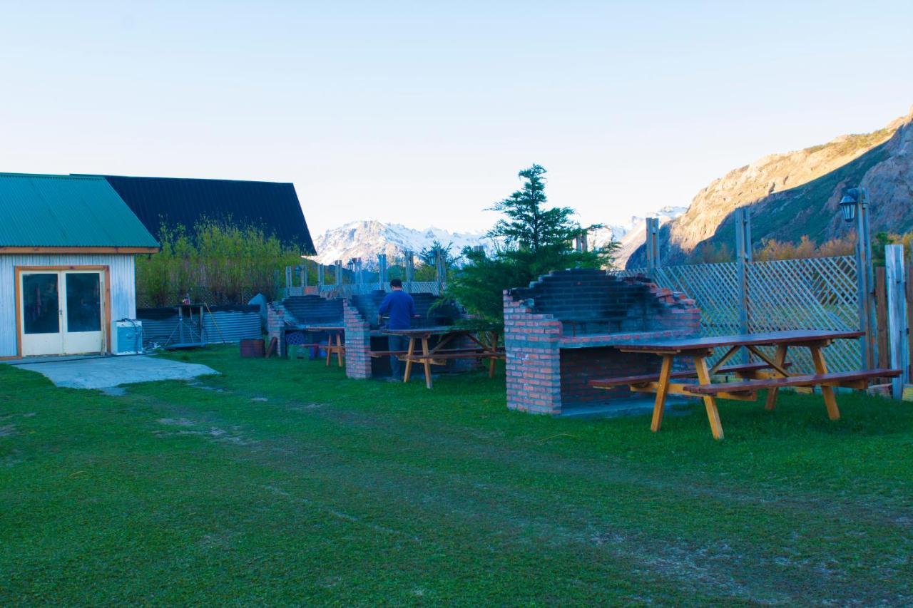 Hostel Pioneros Del Valle El Chalten Εξωτερικό φωτογραφία