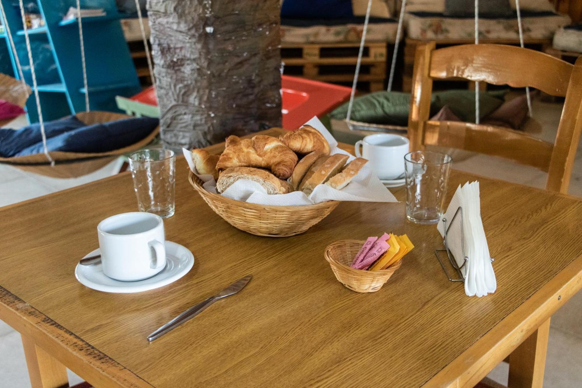 Hostel Pioneros Del Valle El Chalten Εξωτερικό φωτογραφία