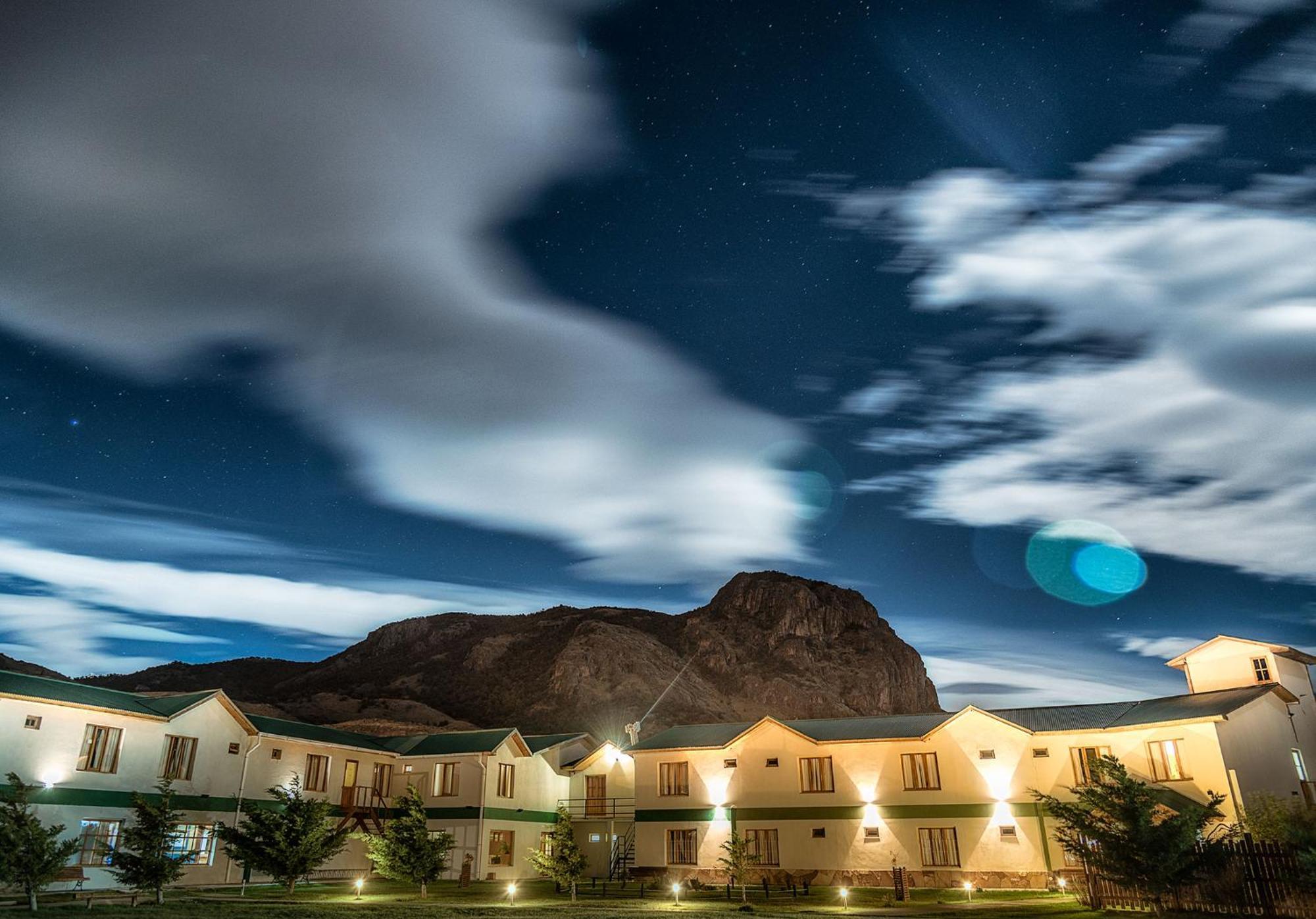 Hostel Pioneros Del Valle El Chalten Εξωτερικό φωτογραφία